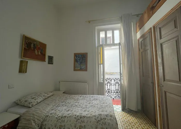 Bayt Alice Hostel Tánger